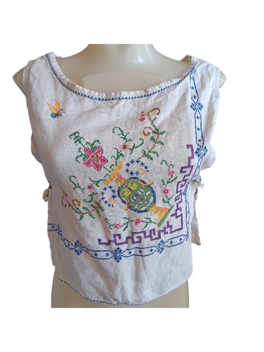 Small Hand-Embroidered Vintage Women's Top Sleeveless Blouse Crosstitch Peasant